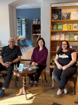 Walter Uehli, Sandra Schwertfeger und Edith Gould
